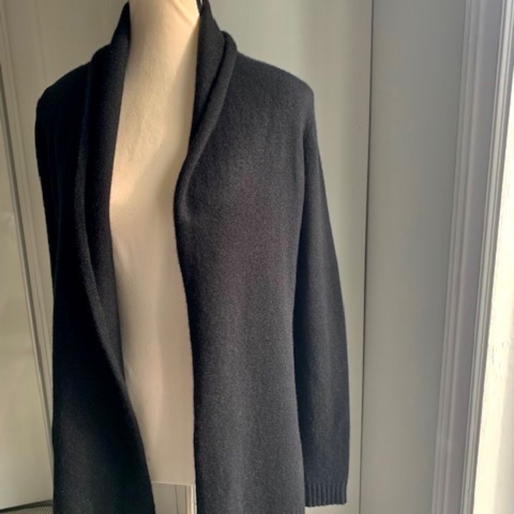 Banana black cashmere Cadigan small sweater classic timeless
